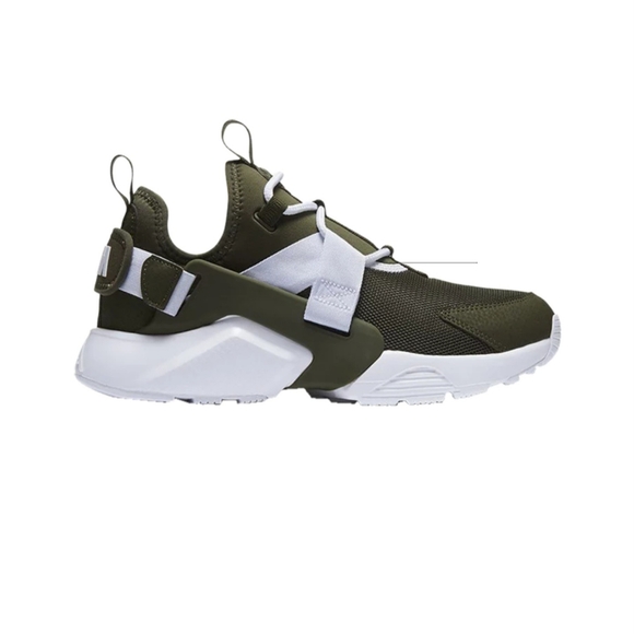 Nike Shoes - 👍Nike Air Woman's Huarache City Low green 'Cargo Khaki' size 8M US